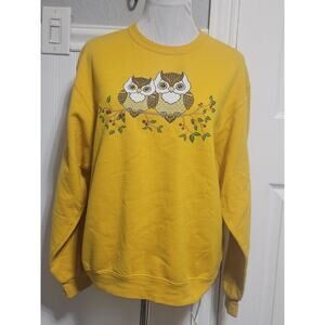 Vintage Made In The USA Owl On A Branch Medium Women's Golden Yellow Sweatshirt
